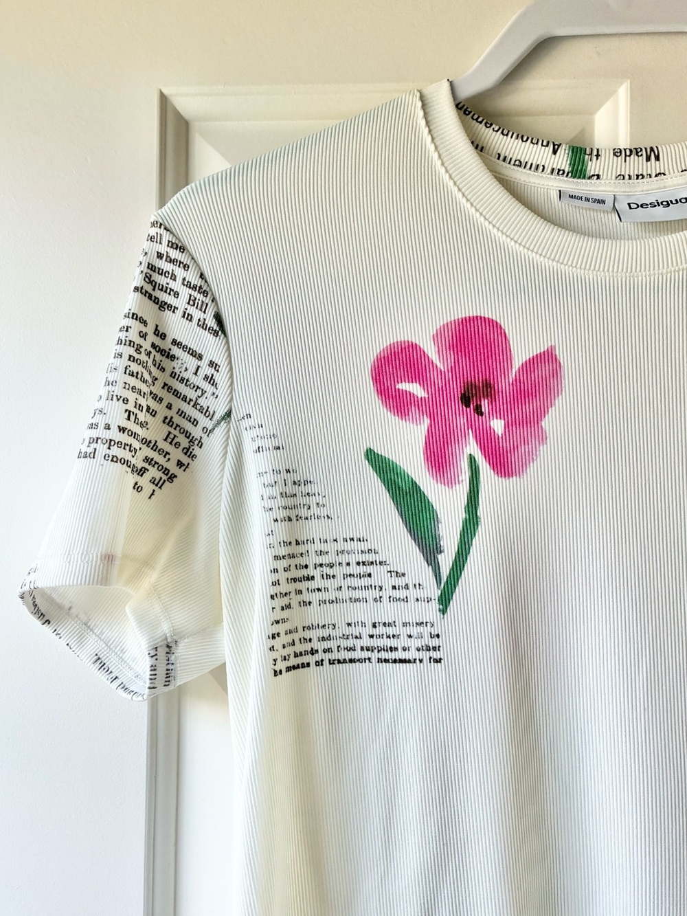 Desigual Floral Newspaper T-Shirt Short Sleeve Size L NWOT - Picture 9 of 16